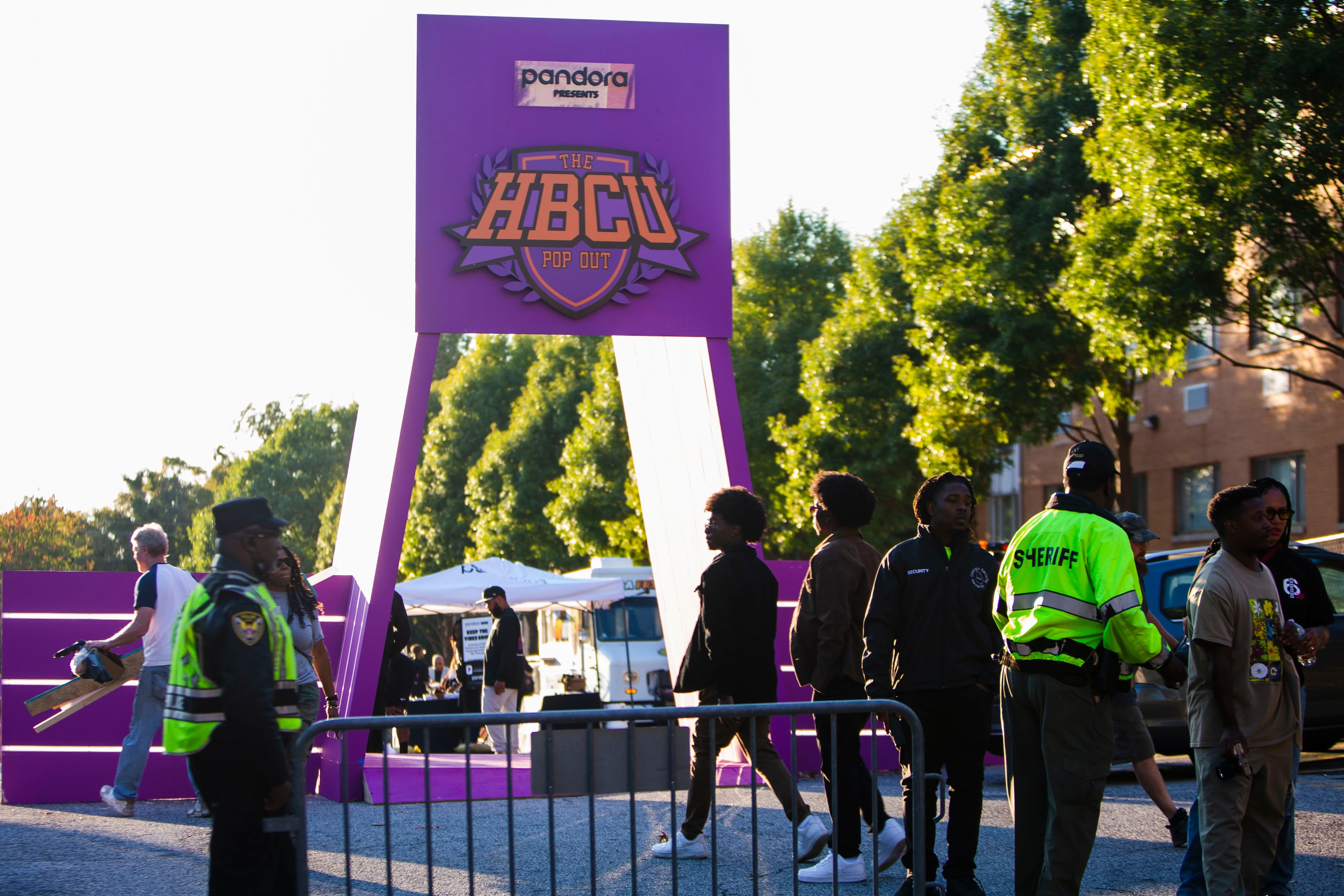 Organizers and security set up a Pandora-sponsored event at Morehouse College on Monday, Oct. 17, 2022, in Atlanta. (Christina Matacotta for the AJC)