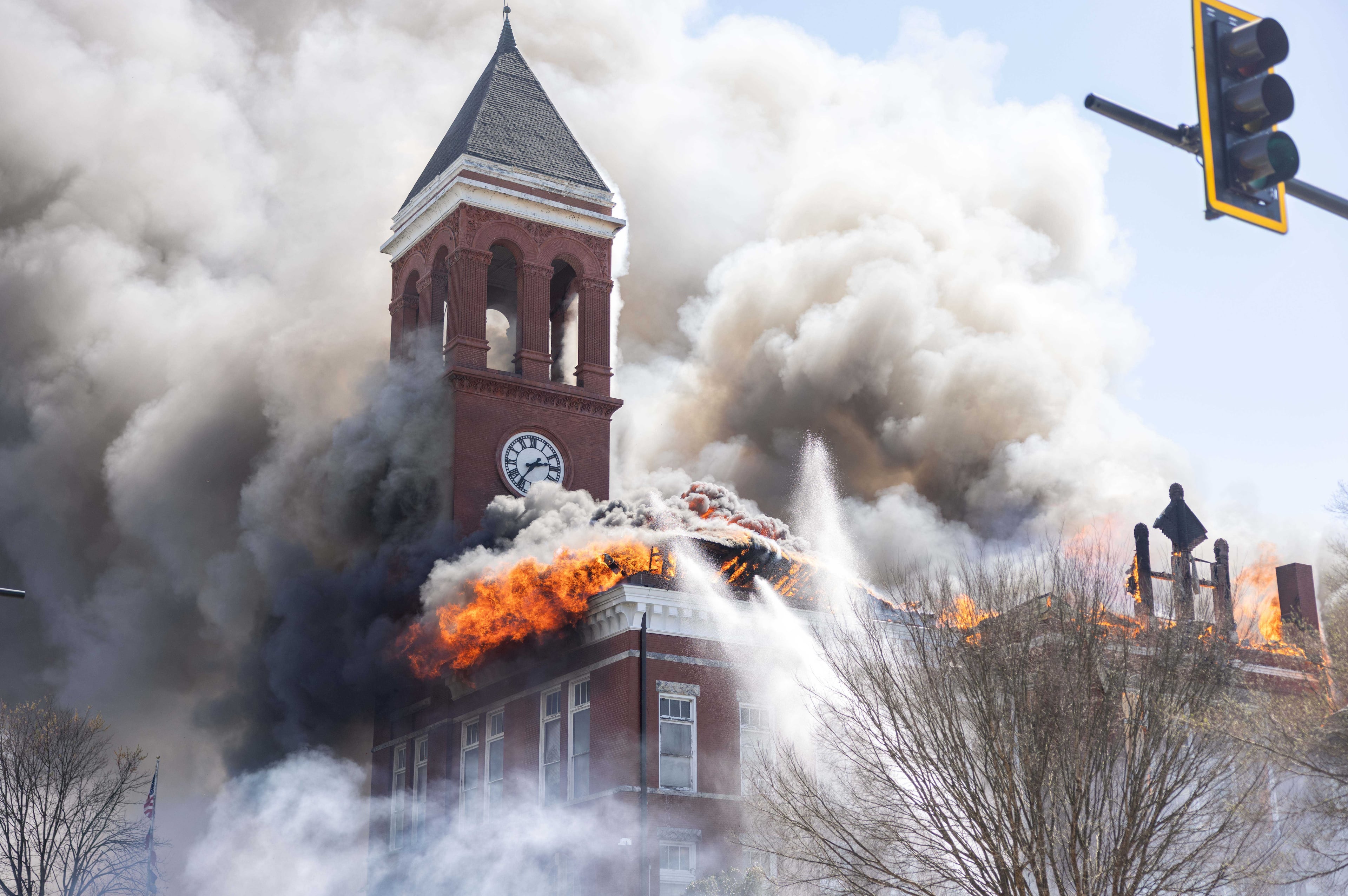 Rome courthouse fire