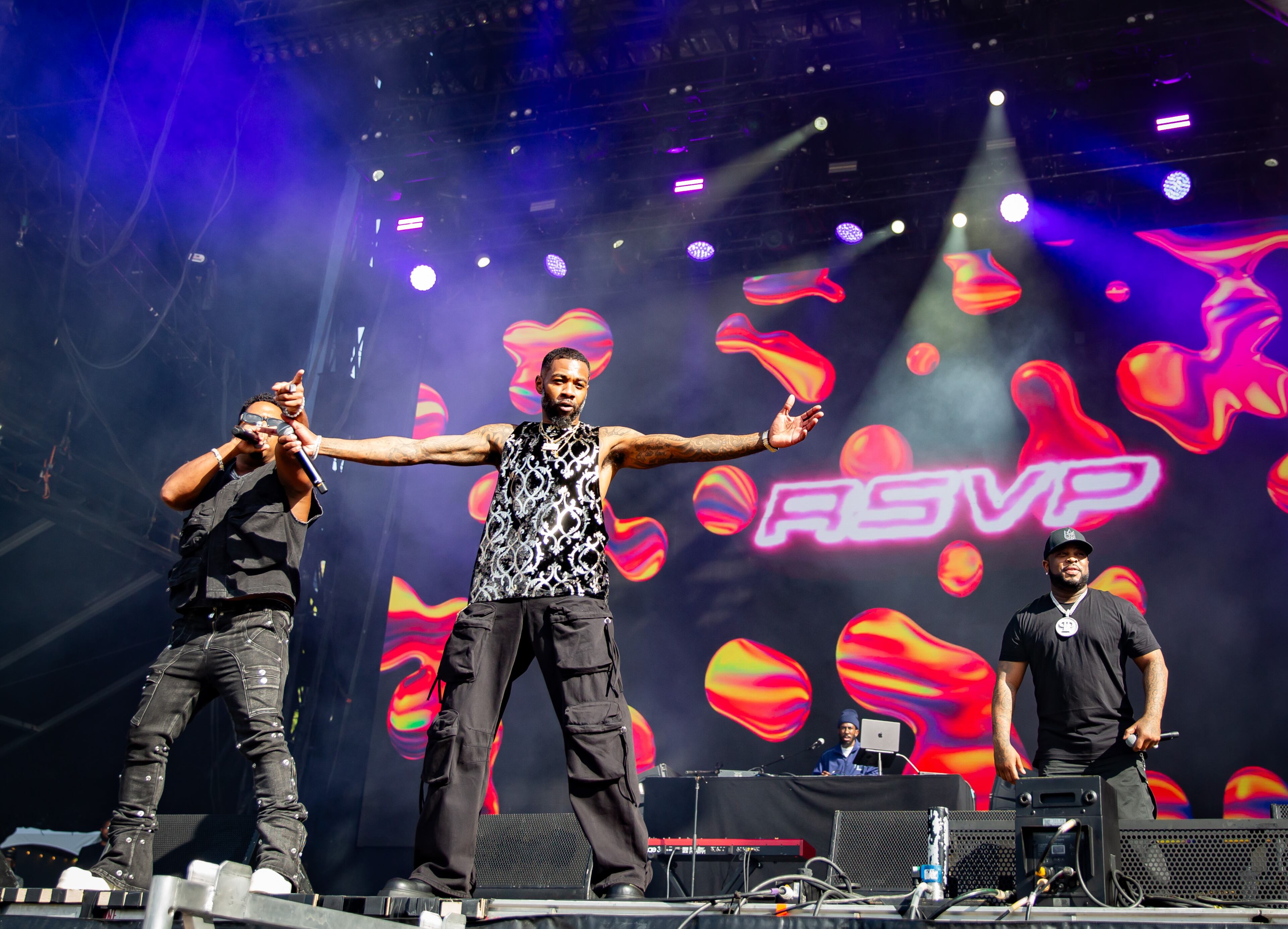 R&B 2000, featuring RSVP, plays a set of slow jams by members Ray J, Sammie (center), Bobby V (left) and Pleasure P (right) at One Musicfest on Saturday, Oct. 25, 2025, at Piedmont Park in Atlanta. (Ryan Fleisher for the AJC)