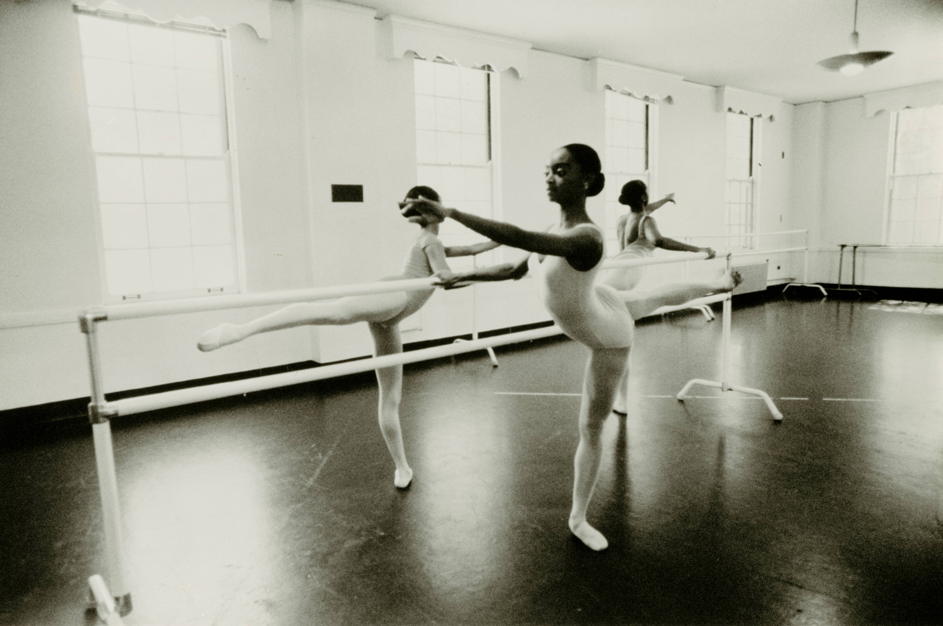 Students in one of Mozel Sprggs’ dance classes at Spelman College. (Courtesy of Spelman College Archives)