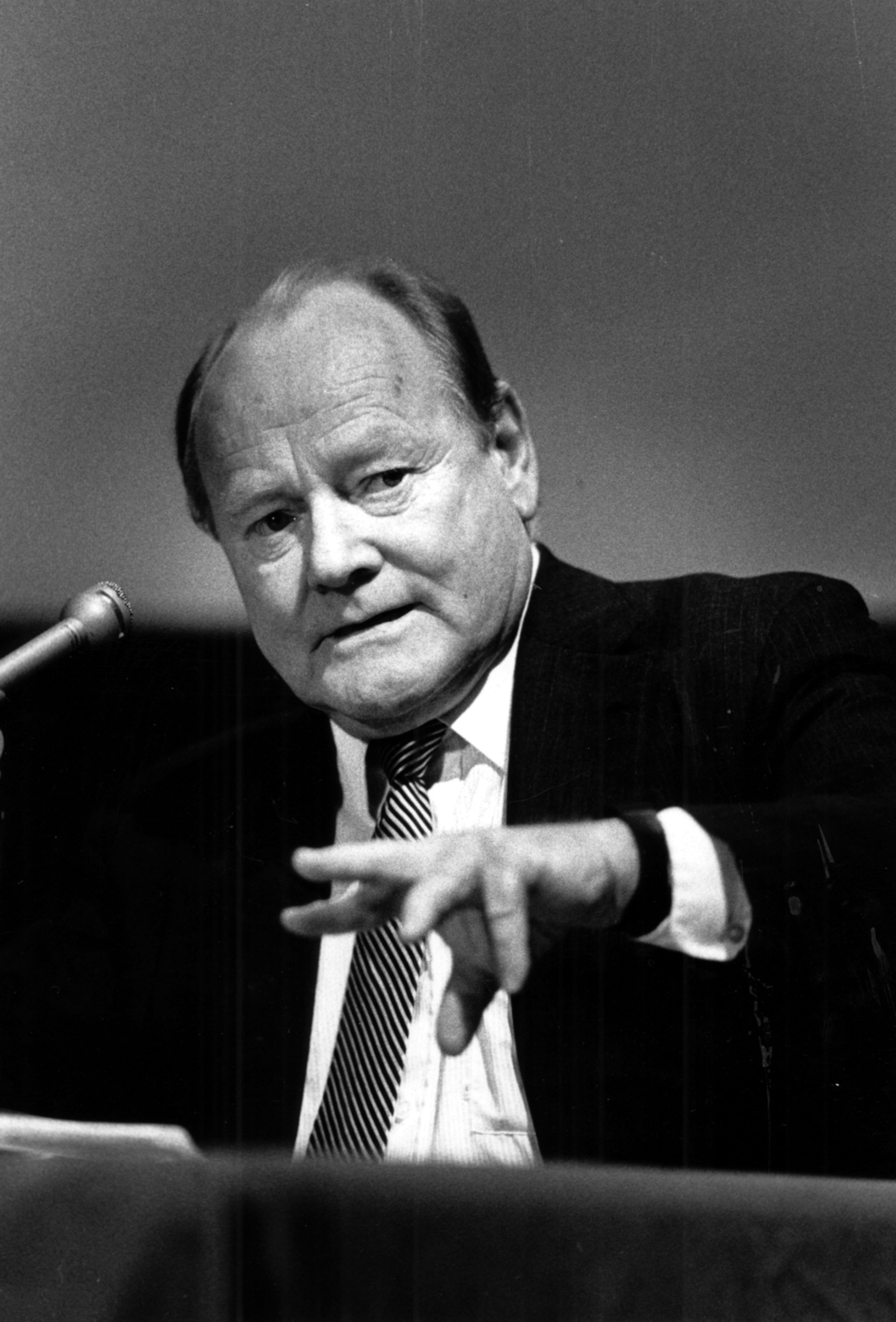 Eugene Patterson, editor for The Atlanta Journal-Constitution during Julian Bond's legislative controversy, rebuked the decision not to seat Bond in a series of front-page editorials. Patterson won a Pulitizer Prize on the strength of his writing about the Civil Rights movement.